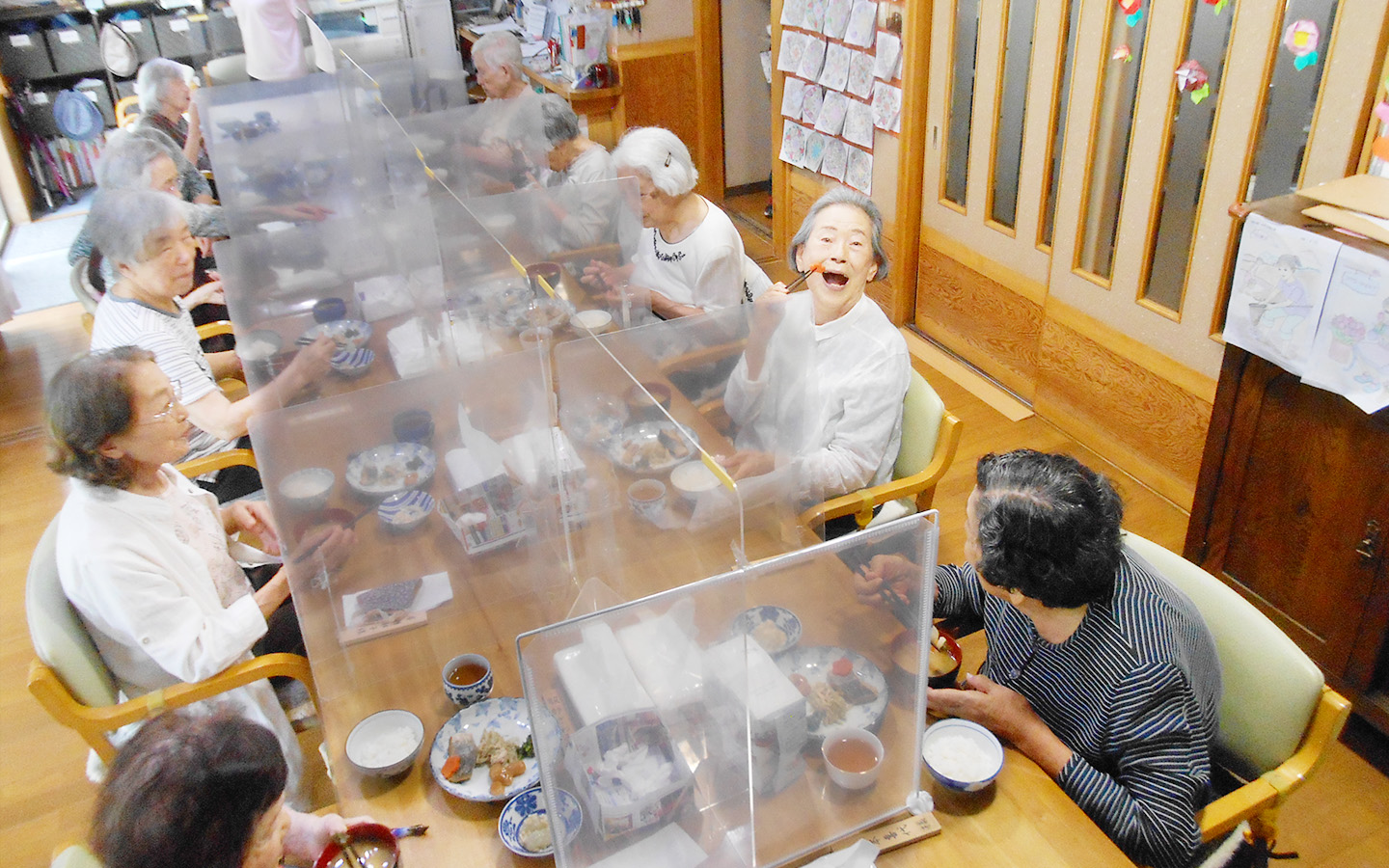 昼食風景